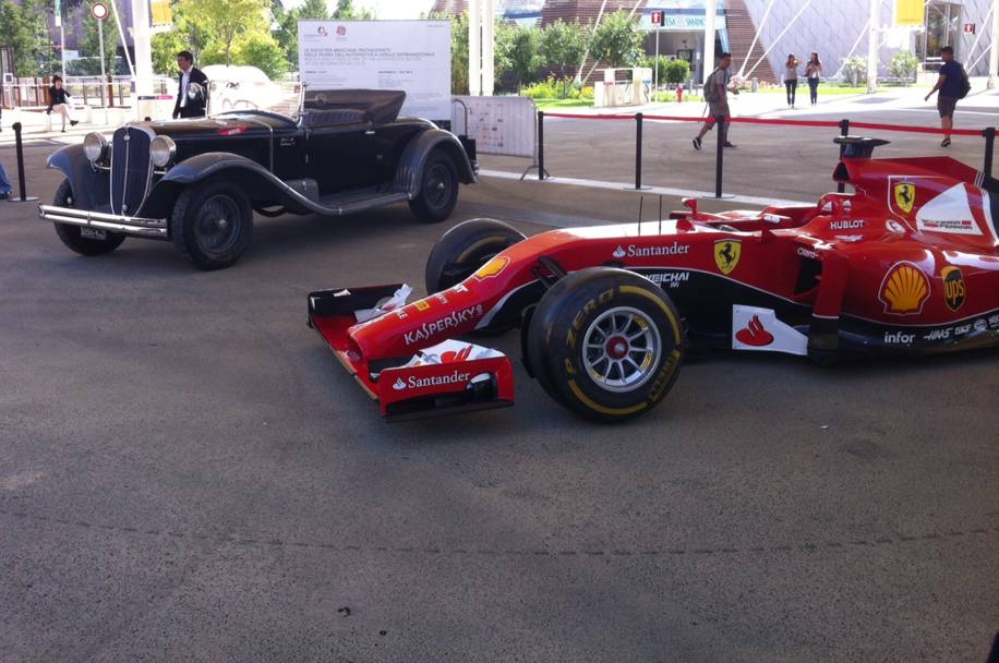 Expo 2015. Auto d&#39;epoca e Ferrari Formula 1 in esposizione (OMNIMILANO)